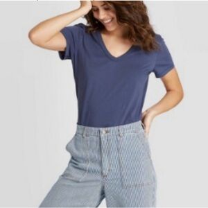 Universal Blue Vneck Shortsleeve Tshirt- XXL/2X